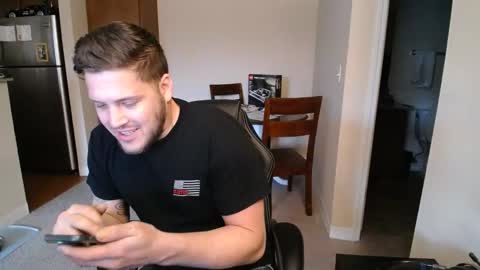 Snapshot of brettbwc89 chatting on 12/16/24, 04:49 brettbwc89 online show from 12/16/24, 04:49