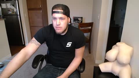 Snapshot of brettbwc89 chatting on 01/01/25, 07:10 brettbwc89 online show from 01/01/25, 07:10