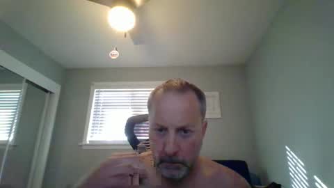 Snapshot of brettsky chatting on 04/23/26, 09:50 hey online show from 04/23/26, 09:50