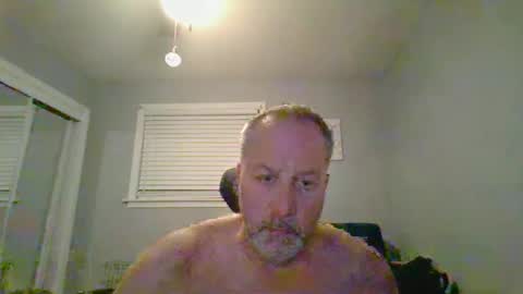 Snapshot of brettsky chatting on 04/26/26, 02:09 hey online show from 04/26/26, 02:09
