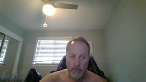 Snapshot of brettsky chatting on 05/07/26, 06:35 hey online show from 05/07/26, 06:35