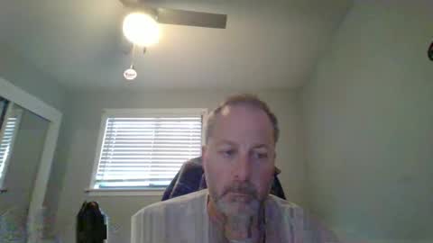 Snapshot of brettsky chatting on 05/08/26, 01:27 hey online show from 05/08/26, 01:27
