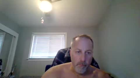 Snapshot of brettsky chatting on 08/03/26, 06:44 hey online show from 08/03/26, 06:44