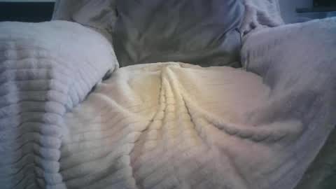 raining down on me online show from 09/13/25, 04:40