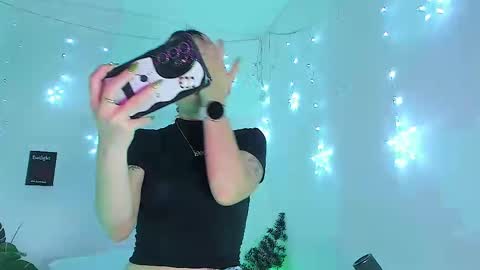 Bri cullen online show from 12/22/24, 05:01