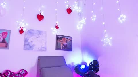 Bri cullen online show from 02/13/25, 03:29