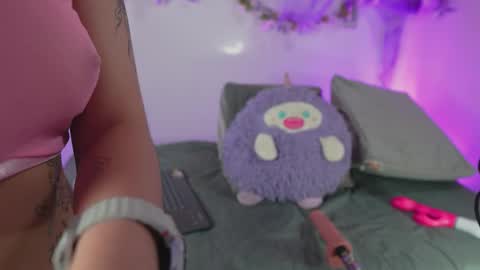 Bri cullen online show from 10/14/25, 03:02