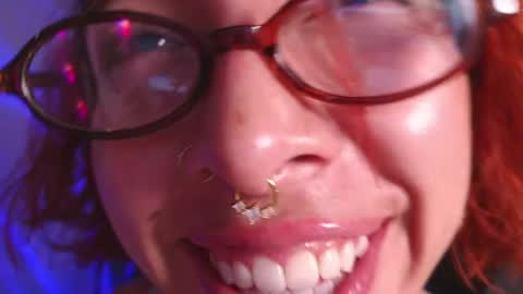 Snapshot of bri_von_dhara_ chatting on 04/26/26, 10:07 Bri online show from 04/26/26, 10:07