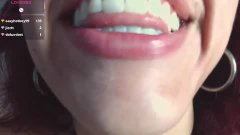 Snapshot of bri_von_dhara_ chatting on 07/14/26, 02:34 Bri online show from 07/14/26, 02:34