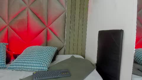 Snapshot of briaconner_ chatting on 06/25/26, 02:44 B R I A online show from 06/25/26, 02:44
