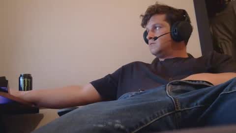 brian7891012 online show from 04/10/26, 08:35