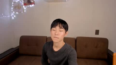 Snapshot of brian_stars chatting on 02/02/25, 11:30 Brian boy online show from 02/02/25, 11:30