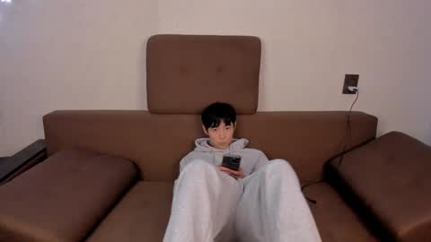 Snapshot of brian_stars chatting on 02/06/25, 08:23 Brian boy online show from 02/06/25, 08:23