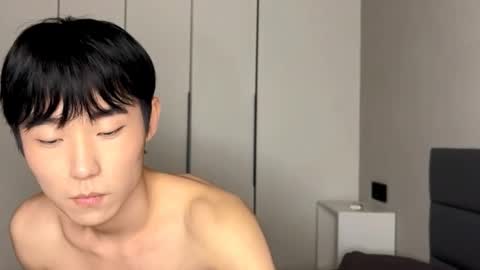 Snapshot of brian_stars chatting on 02/17/25, 07:21 Brian boy online show from 02/17/25, 07:21