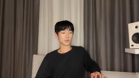 Snapshot of brian_stars chatting on 02/20/25, 10:48 Brian boy online show from 02/20/25, 10:48