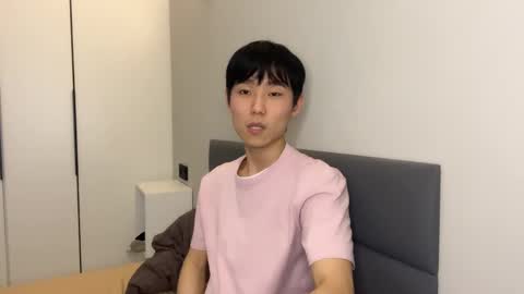 Snapshot of brian_stars chatting on 02/21/25, 01:11 Brian boy online show from 02/21/25, 01:11