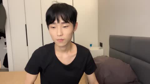 Snapshot of brian_stars chatting on 02/25/25, 11:41 Brian boy online show from 02/25/25, 11:41