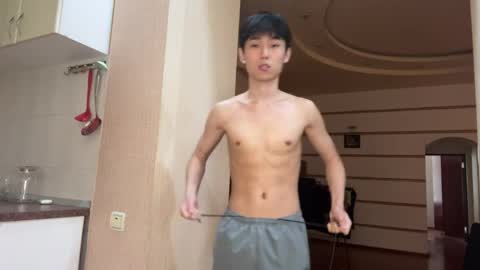 Brian boy online show from 04/08/26, 08:36