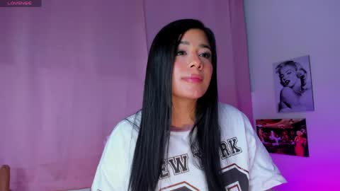 briana11_ online show from 04/30/26, 12:06