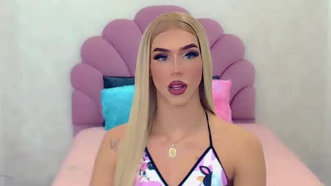 BRIANA online show from 02/07/25, 05:10