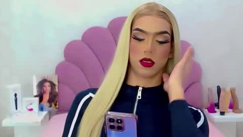 BRIANA online show from 02/19/26, 02:51