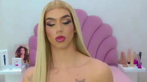 BRIANA online show from 02/22/26, 05:55