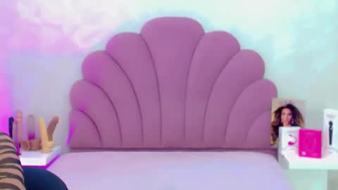 BRIANA online show from 03/07/26, 08:00