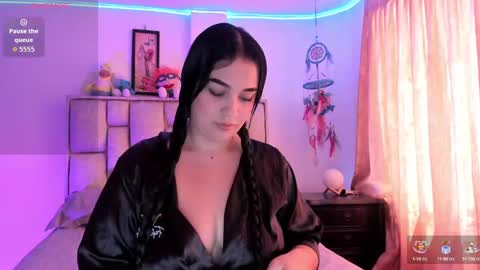     online show from 11/08/25, 05:23