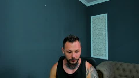 Snapshot of brianhunts chatting on 07/19/26, 04:49 Brian online show from 07/19/26, 04:49