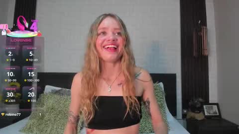 Briana online show from 10/08/25, 03:53