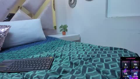 Brianna  online show from 10/02/25, 12:23