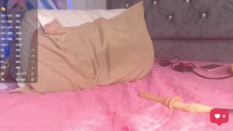 Snapshot of briannaxox_ chatting on 07/20/26, 08:11 Brianna online show from 07/20/26, 08:11