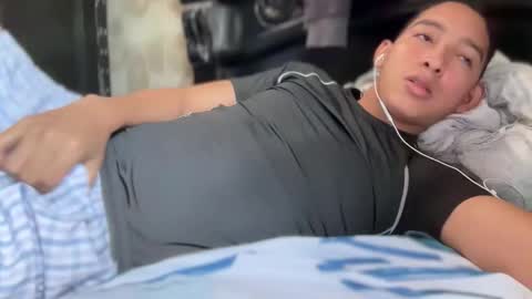 briannx_ online show from 10/25/25, 03:40