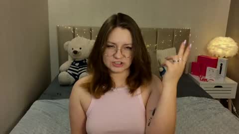 briarwynn online show from 04/28/26, 07:52