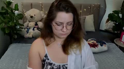 Snapshot of briarwynn chatting on 06/30/26, 05:25 briarwynn online show from 06/30/26, 05:25