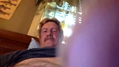 Mike online show from 04/12/26, 12:43