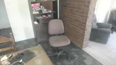 Snapshot of bridgetfouru chatting on 11/11/25, 10:43 bridgetfouru online show from 11/11/25, 10:43