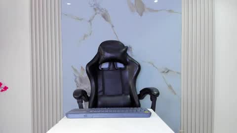    online show from 04/19/26, 12:59