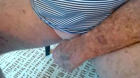 briefsguy52 online show from 04/26/26, 09:23