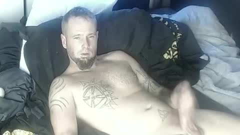 Snapshot of briggssy chatting on 01/12/25, 02:09 Fucking yummy online show from 01/12/25, 02:09