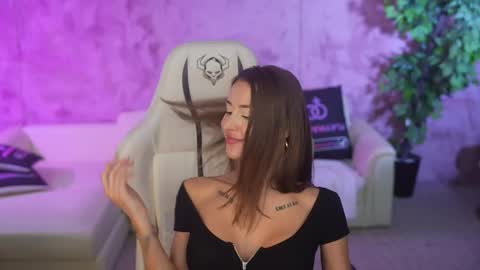 Diamonds Girls online show from 10/04/25, 08:12