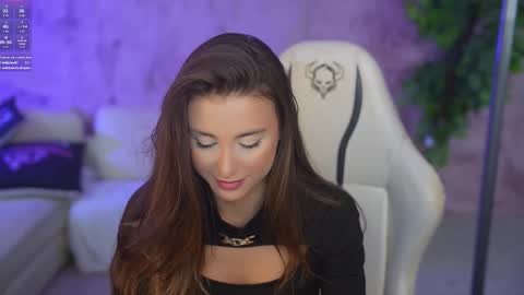 Diamonds Girls online show from 10/15/25, 06:57