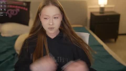 Diamonds Girls online show from 12/13/25, 07:42