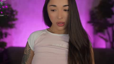 Diamonds Girls online show from 04/19/26, 08:02