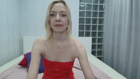 Snapshot of brightly_heizer chatting on 05/29/26, 12:41 Heather online show from 05/29/26, 12:41