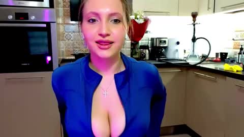 Snapshot of brightsstar chatting on 03/14/26, 06:24 Mitty online show from 03/14/26, 06:24