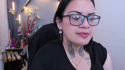 Snapshot of brigittemiller chatting on 04/28/26, 01:48 BRIGITTE online show from 04/28/26, 01:48