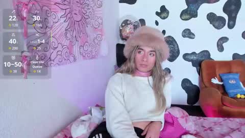 Snapshot of brihanna_cooper chatting on 10/10/25, 04:50 bri online show from 10/10/25, 04:50