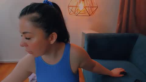 brilliantegirl_ online show from 03/30/26, 06:47