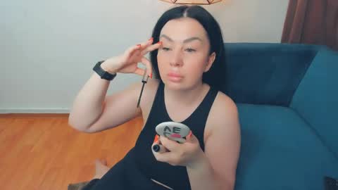 Snapshot of brilliantegirl_ chatting on 05/27/26, 08:33 brilliantegirl_ online show from 05/27/26, 08:33